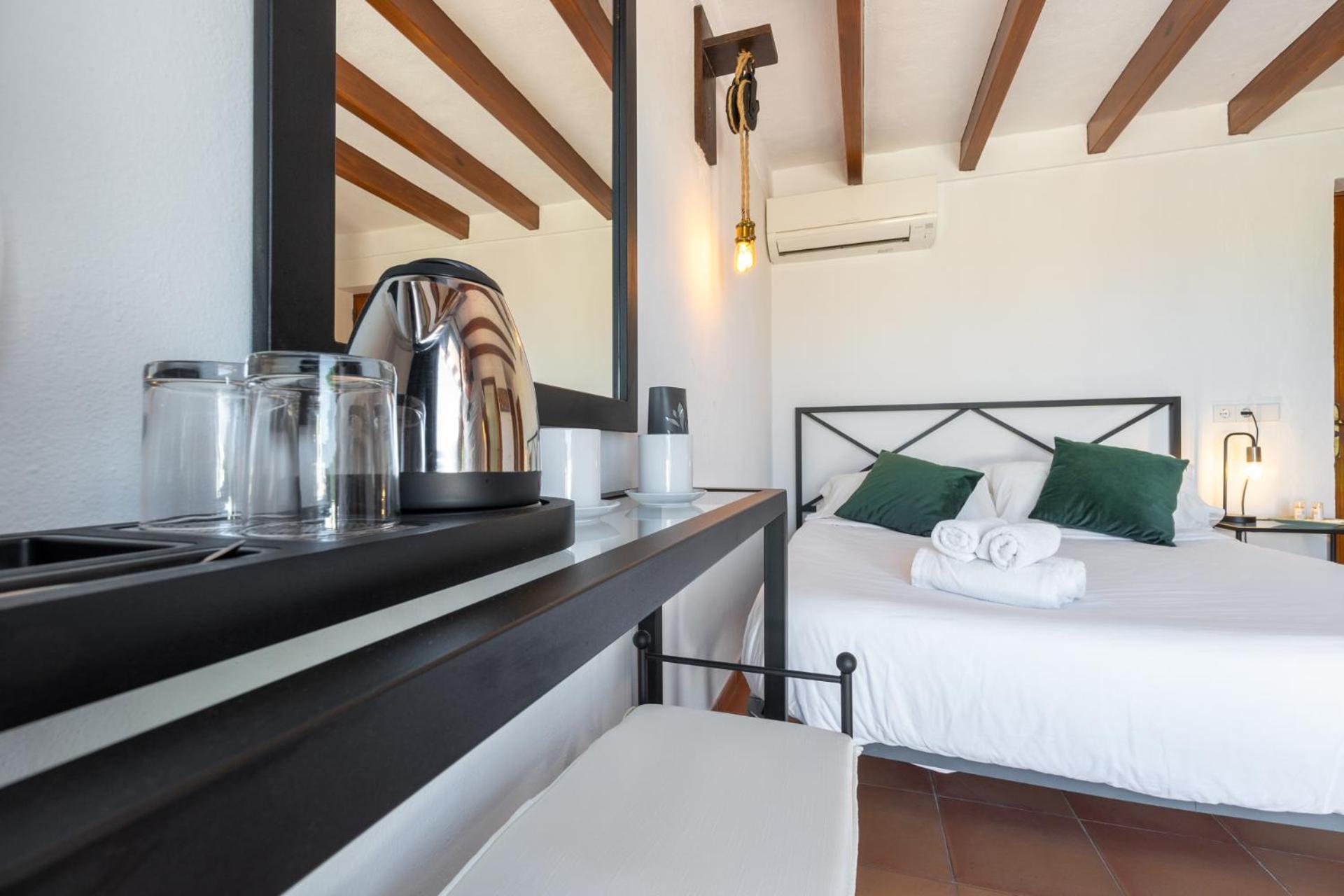 Hostal Restaurante Pou Des Lleo سان كارلوس دي بيرالتا المظهر الخارجي الصورة