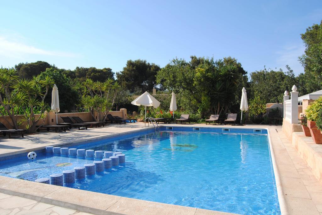 Hostal Restaurante Pou Des Lleo سان كارلوس دي بيرالتا المظهر الخارجي الصورة